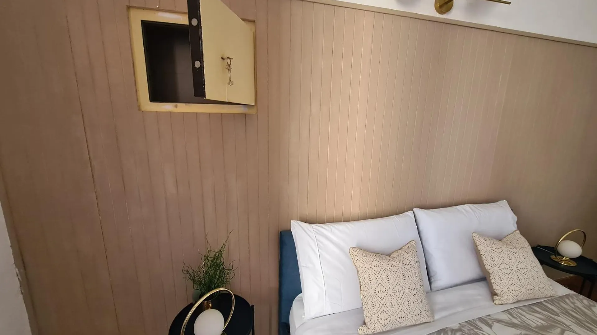 Aurum Suite - Near The Duomo, Μιλάνο 0*,  Ιταλία